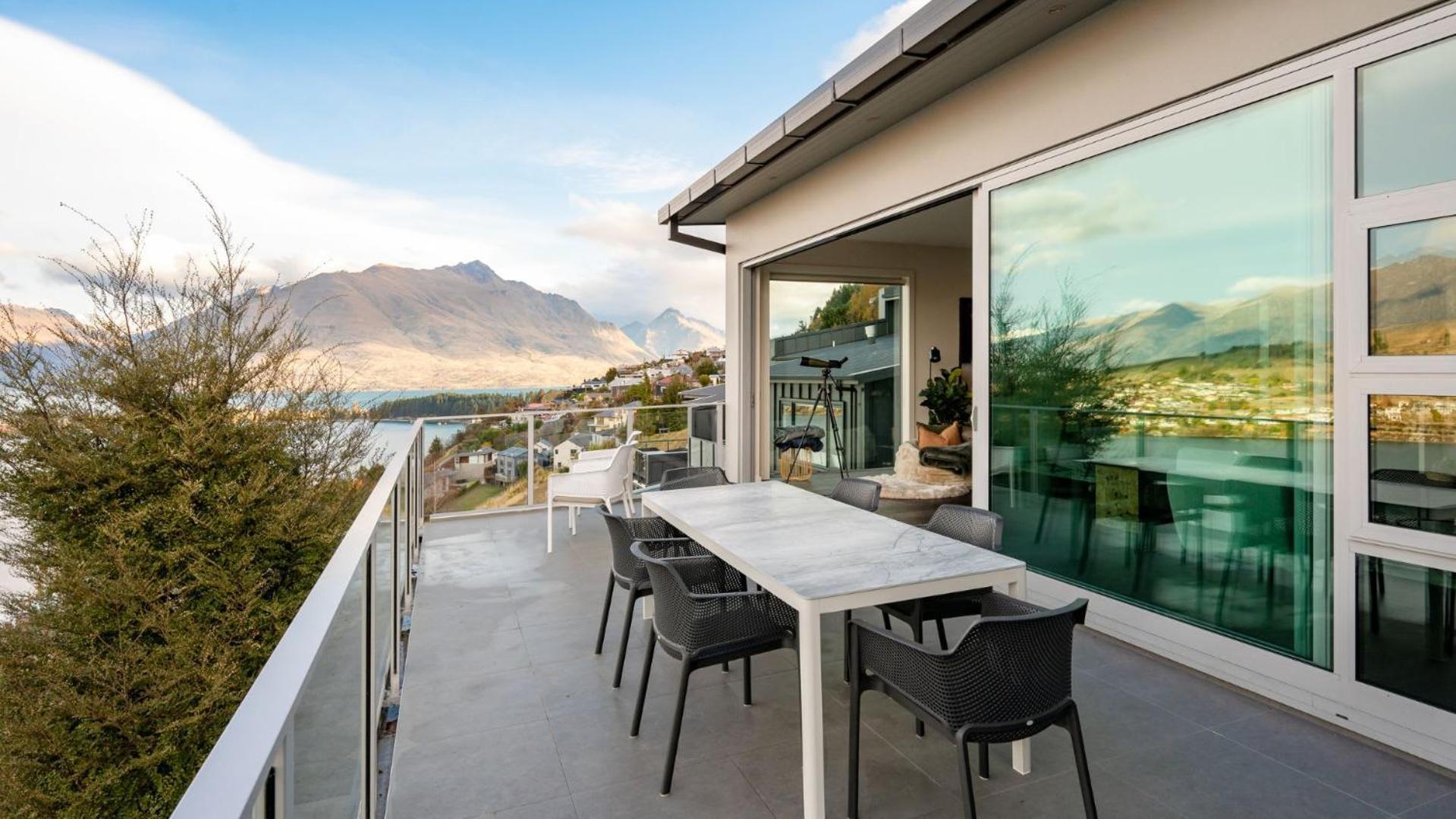 Tahuna Vista-Fire Place-Hot Tub -Free Parking -Bbq Queenstown Exteriör bild