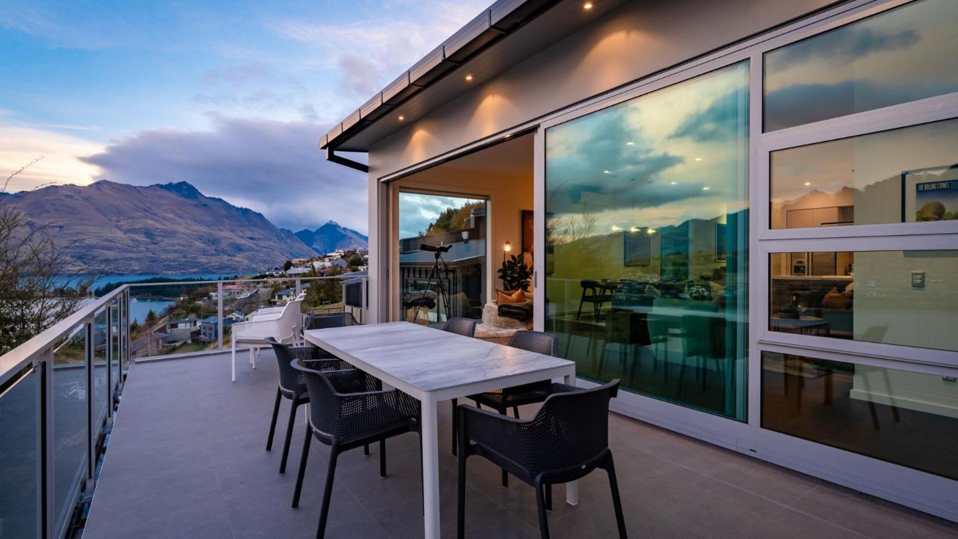 Tahuna Vista-Fire Place-Hot Tub -Free Parking -Bbq Queenstown Exteriör bild