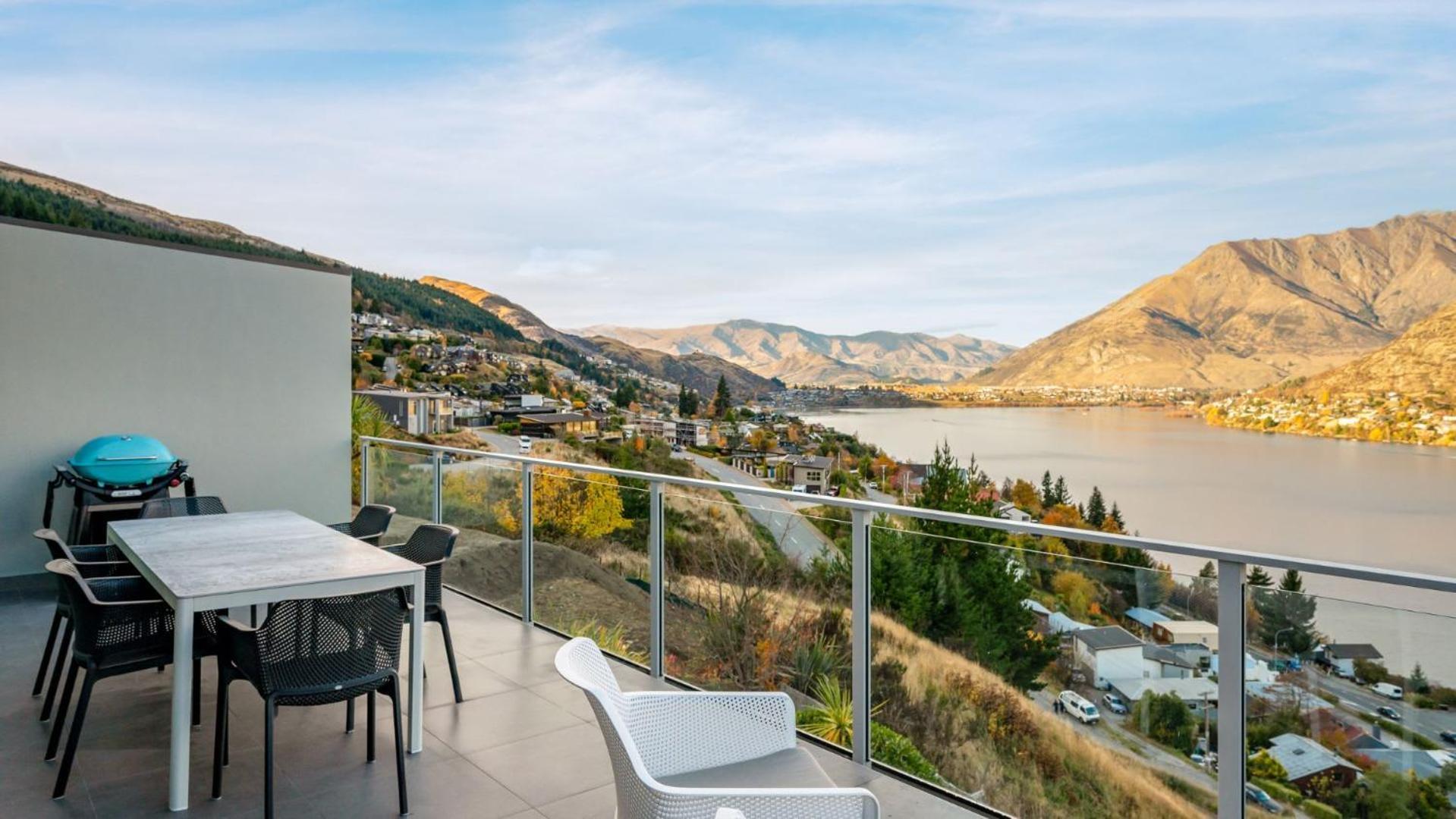 Tahuna Vista-Fire Place-Hot Tub -Free Parking -Bbq Queenstown Exteriör bild